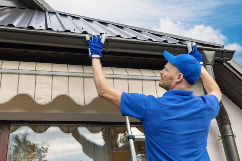 Eavestrough Clearing in Rochester, NY